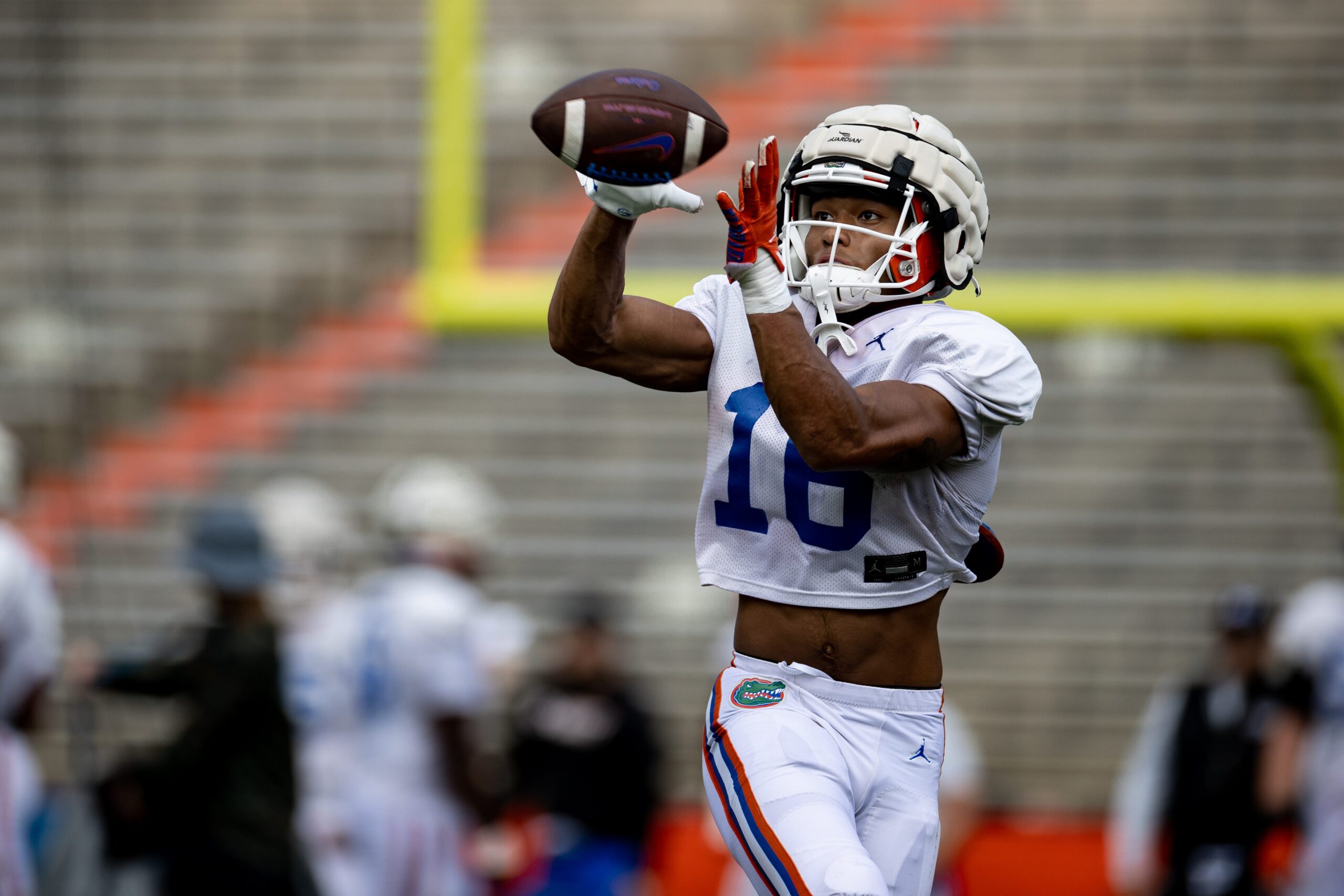 Florida wide receiver Thai Chiaokhiao-Bowman takes official visit to Ole Miss Tuesday