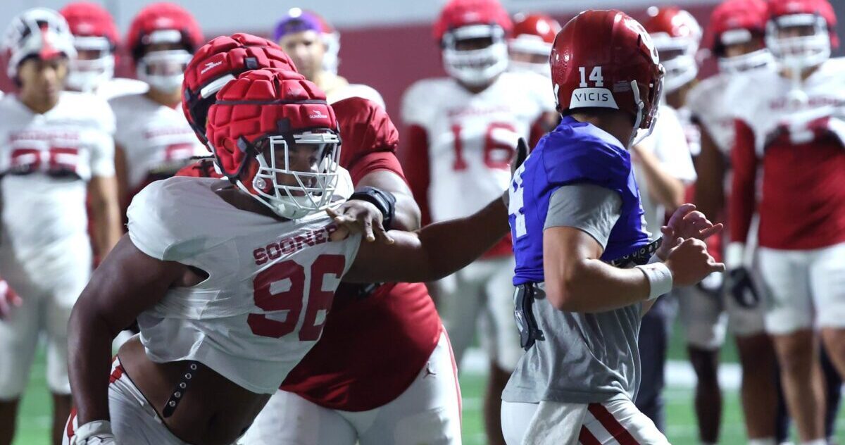 Oklahoma DL Davon Sears announces plans to withdraw from NCAA Transfer Portal