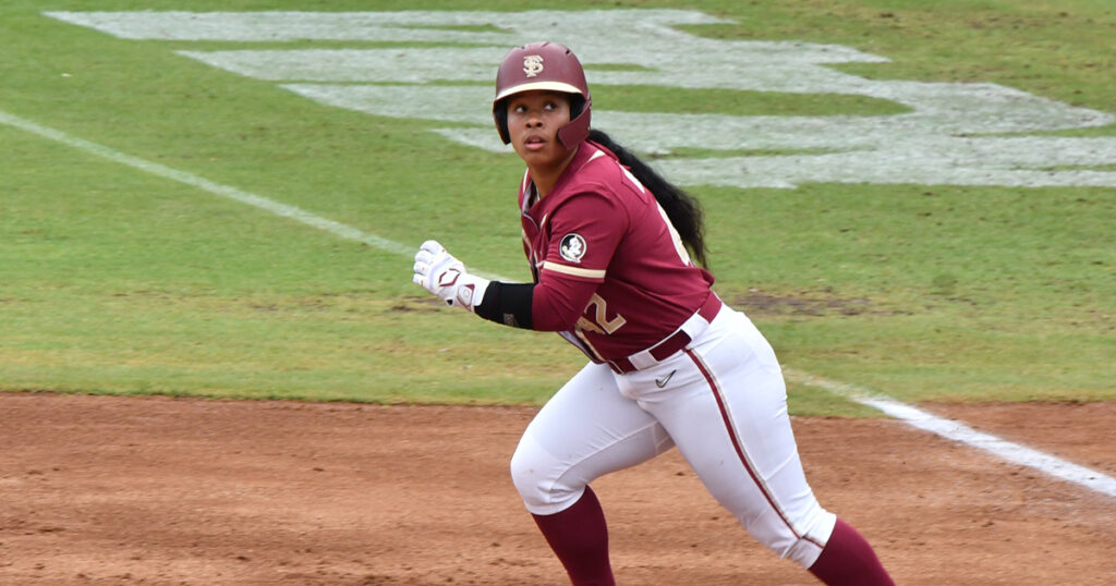 FSU freshman Jaysoni Beachum runs the bases for the Seminoles. (Ben Spicer/Warchant)