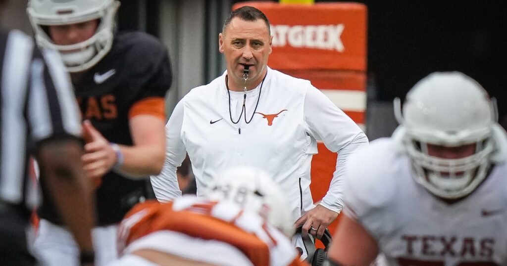 texas-longhorns-head-coach-steve-sarkisian-fines-combat-gaming-system-availability-reports