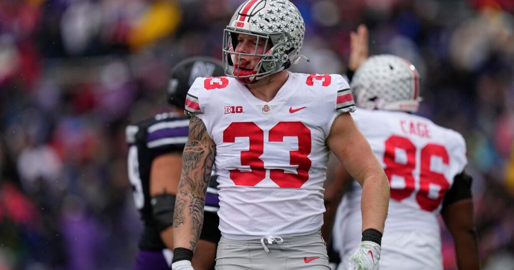 Ohio State defensive end Jack Sawyer at Northwestern during the 2022 season. (Adam Cairns/Columbus Dispatch / USA TODAY NETWORK)