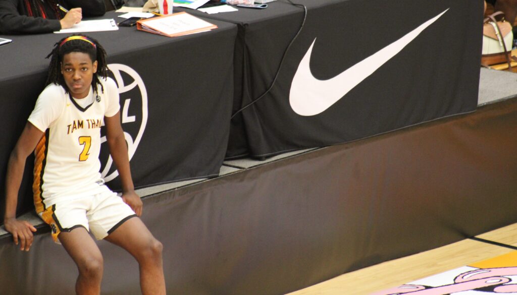 Jasper Johnson prepares to check into an AAU basketball game July 6, 2023, at the Nike EYBL Peach Jam in North Augusta, S.C. - © Brooks Holton / USA TODAY NETWORK