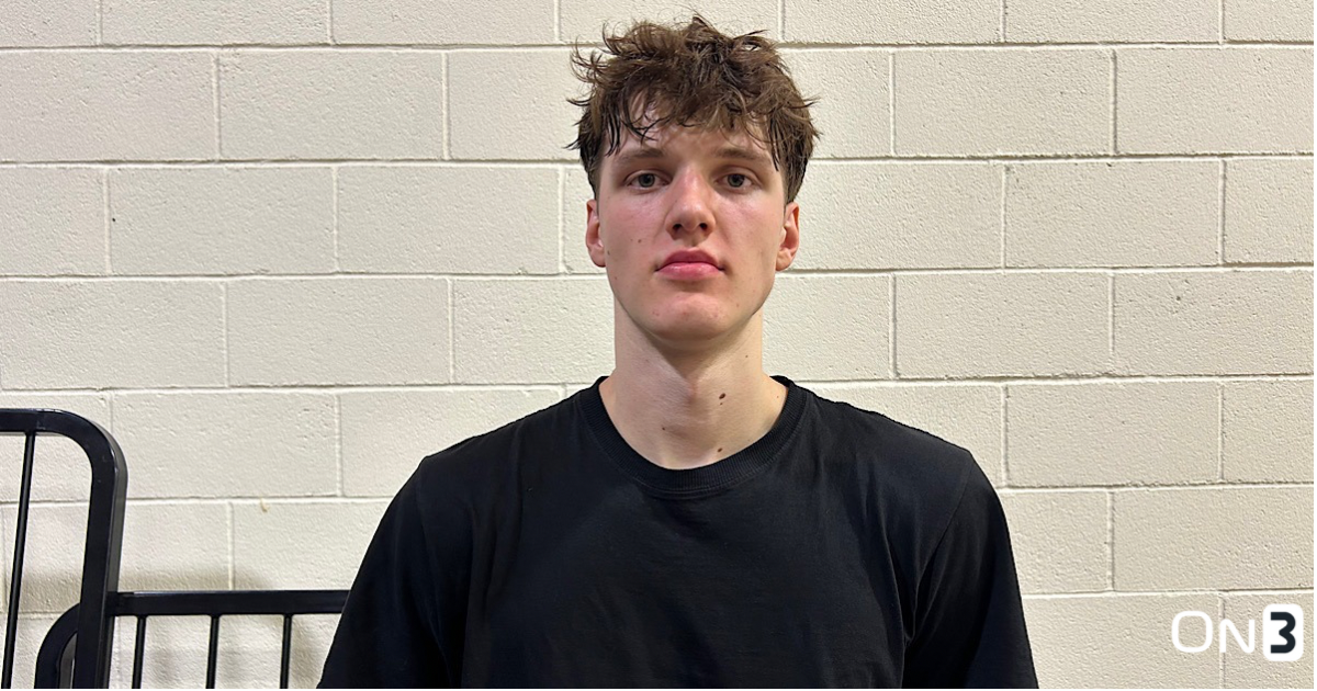 Mark Pope offers 7-foot class of 2025 center Eric Reibe