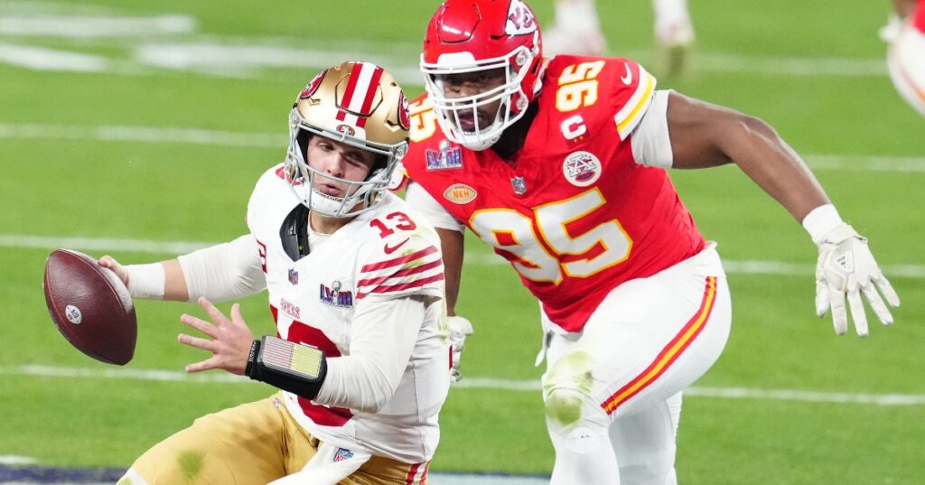 chris jones kansas city chiefs nfl defensive player of year