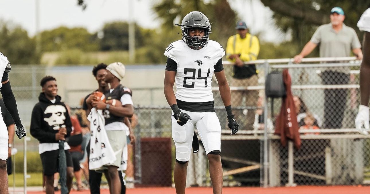 Coach's Take: Is Jaylyn Jones the Next Kam Kinchens? Inside Look At Recent Miami Hurricanes Commitment's Play