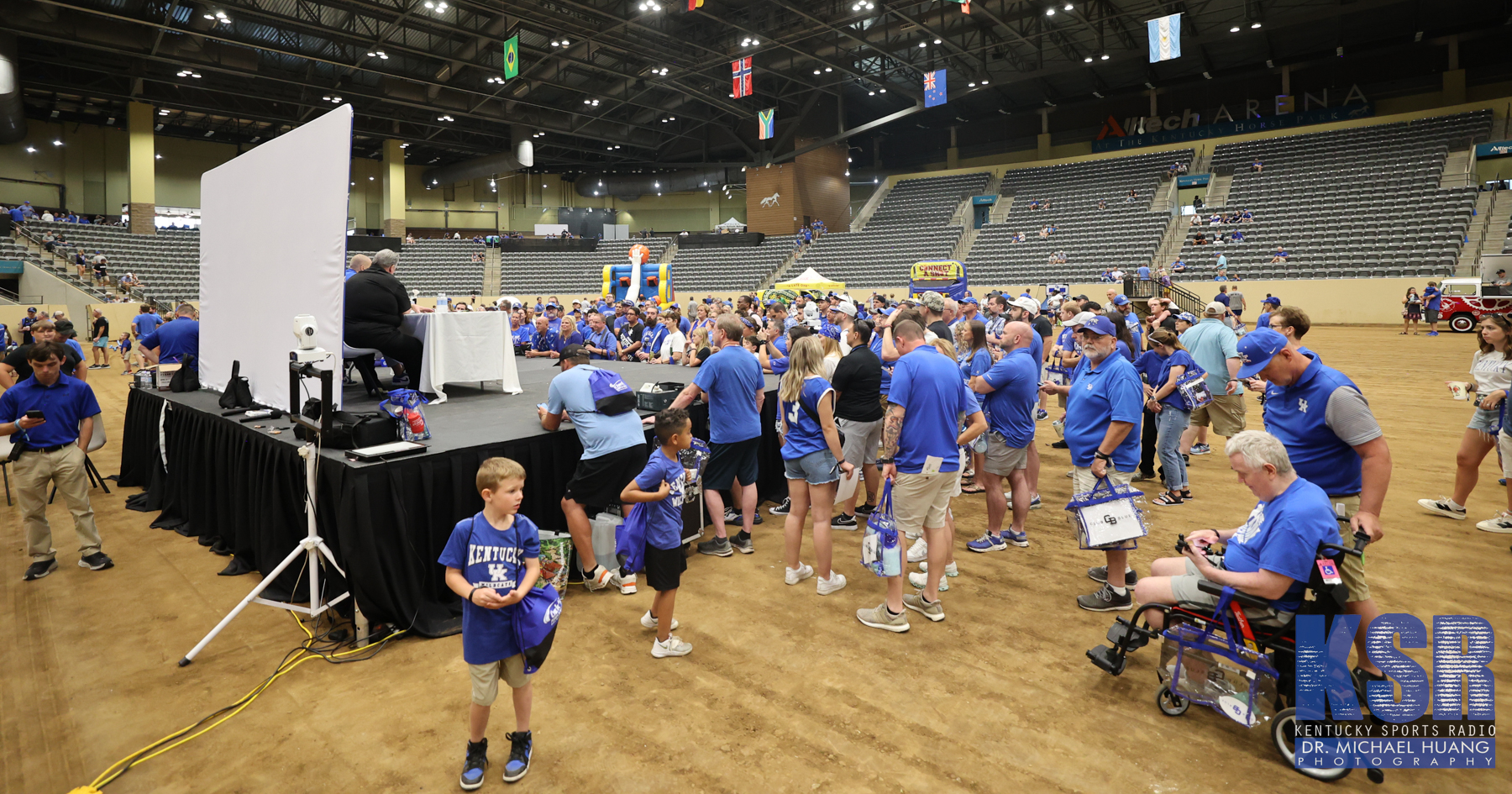 Kentucky fans at the Men's Basketball Club Blue NIL event - Dr. Michael Huang, Kentucky Sports Radio