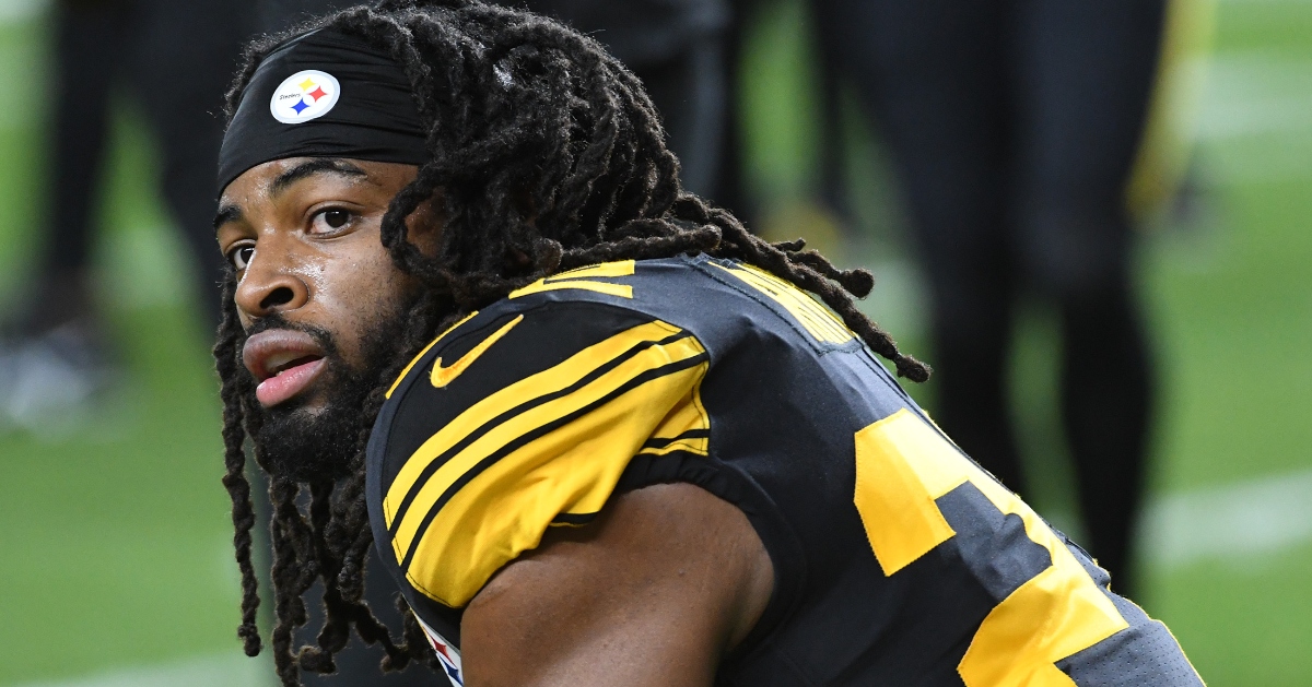 Report: Los Angeles Chargers RB Najee Harris injured in fireworks explosion