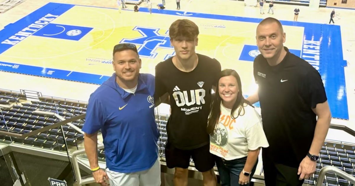 Behind the Scenes Insight from Braylon Mullins' Visit to Kentucky - On3