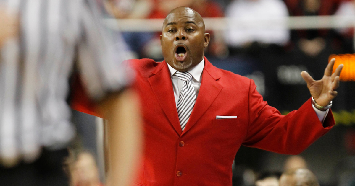 NC State Newsstand Sidney Lowe joins Detroit Pistons coaching staff