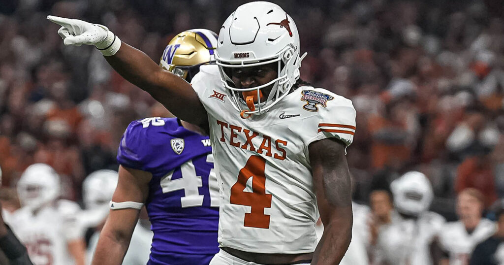 Texas RB CJ Baxter