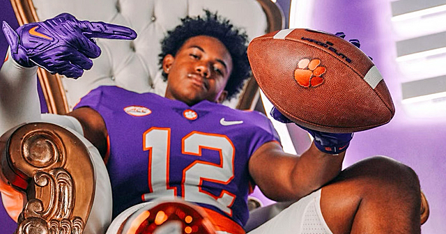 4-star EDGE Bryce Davis Commits To Clemson: 'You Just Can't Beat That ...