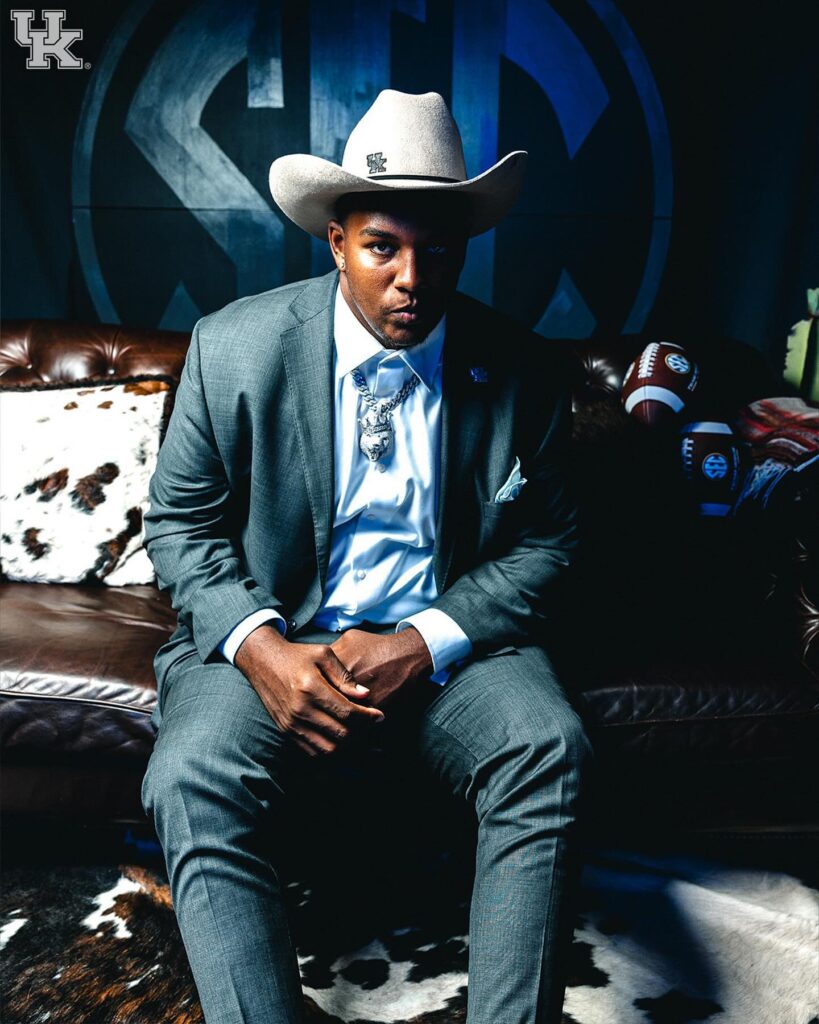 deone walker cowboy hat