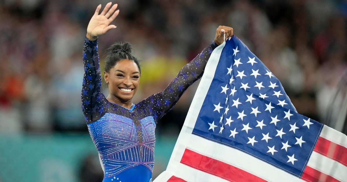 Simone Biles Flashes Diamond Encrusted Goat Necklace After Winning All Around Gold In Womens 0893