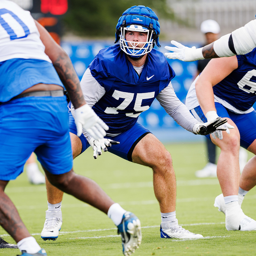 Eli Cox at Kentucky football practice