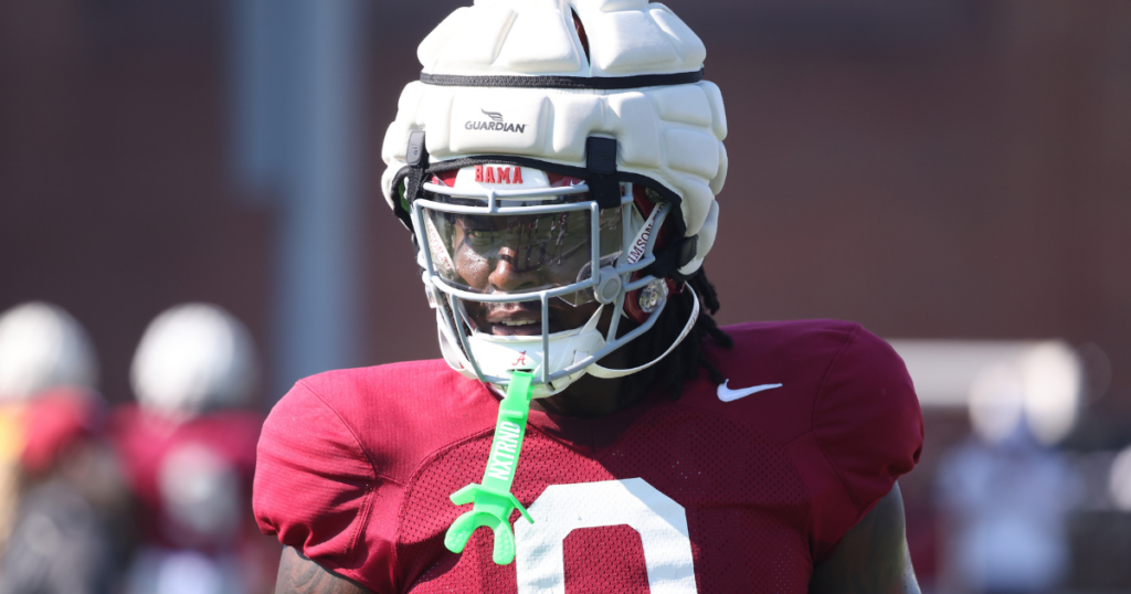 Alabama LB Deontae Lawson