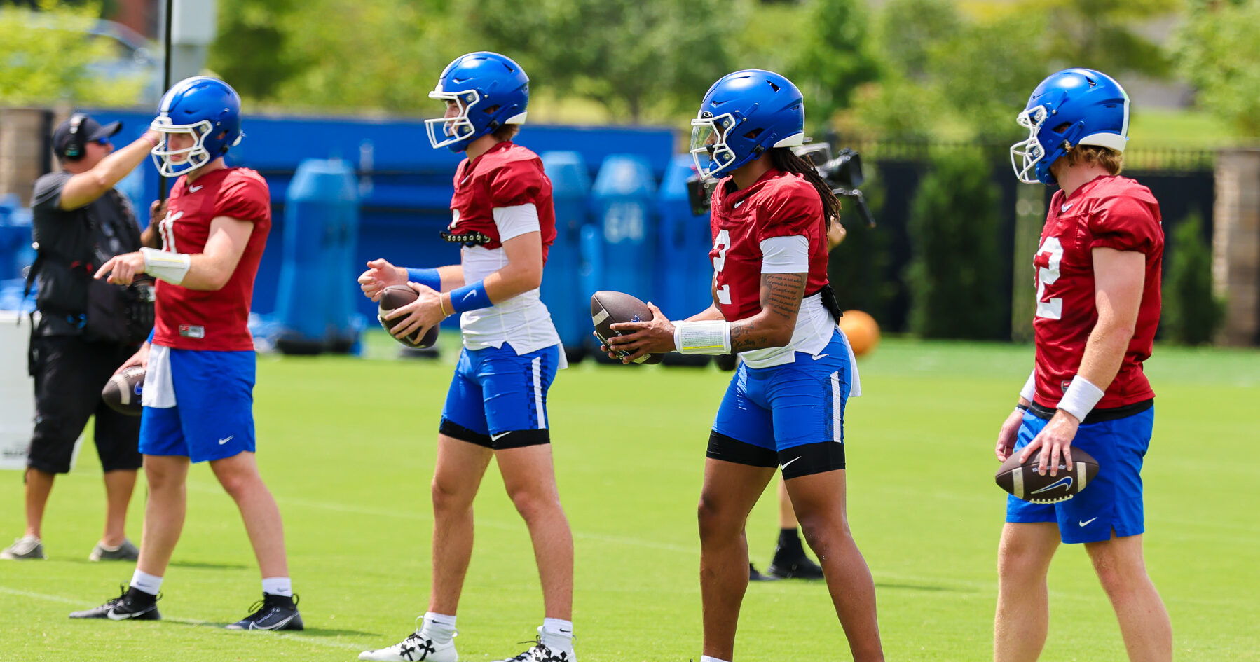 Mark Stoops believes the quarterback room is one of the strongest he has seen in Kentucky: “It’s a really good group.”