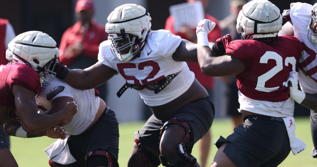 Alabama OL Tyler Booker