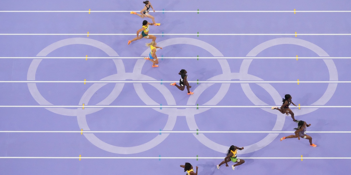 Gabby Thomas dominates Julien Alfred for gold, Brittany Brown gets