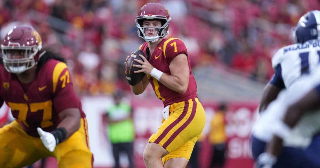 setting-realistic-expectations-for-usc-quarterback-miller-moss-ahead-first-full-season-starter