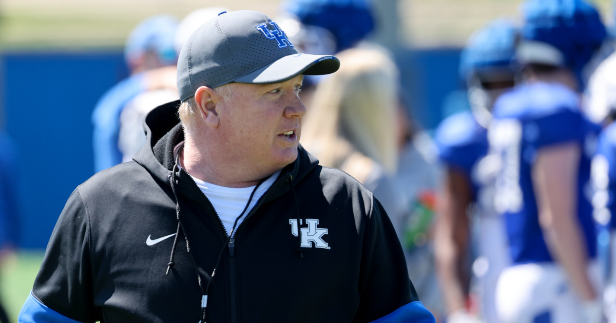 Mark Stoops gives an injury update after the last summer training game