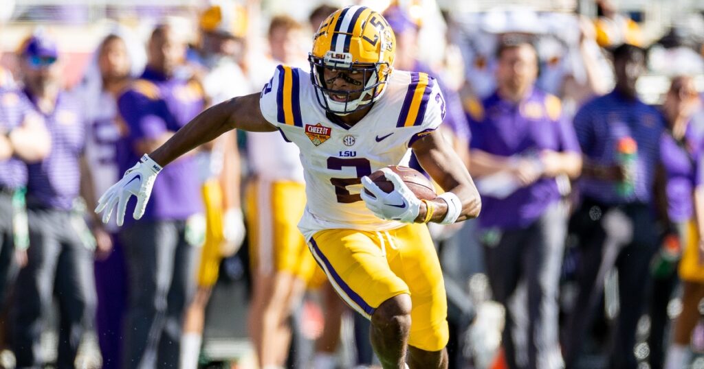 new-lsu-offensive-coordiantor-sloan-prasises-continued-development-wide-receivers-kyren-lacy-cj-daniels-chris-hilton