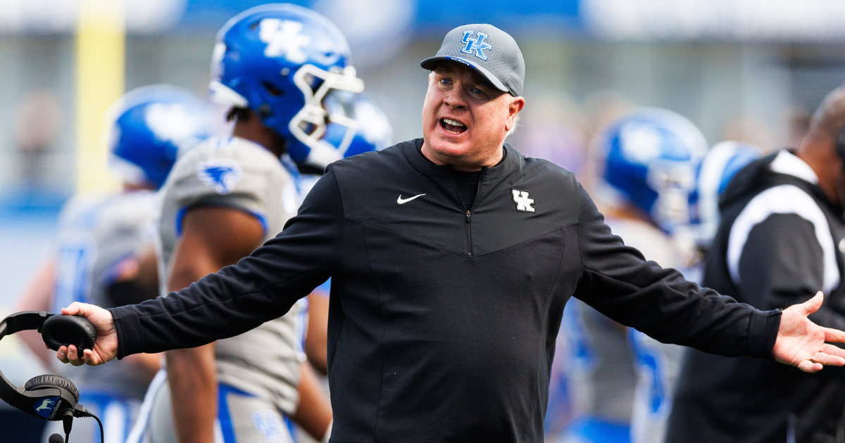 When can Mark Stoops and Kentucky have a strong second half of the season?