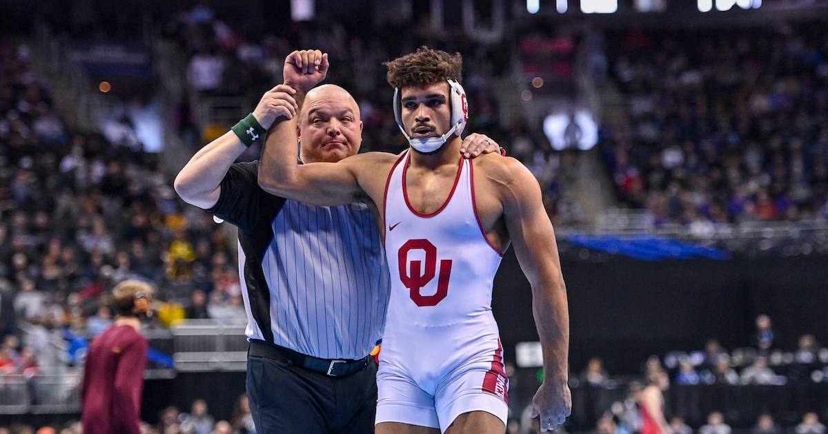 Report: Stephen Buchanan expected to enter NCAA transfer portal, will wrestle for Iowa