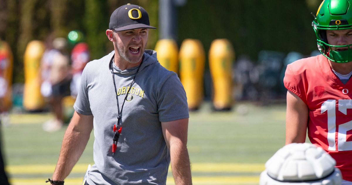 Drew Mehringer sees toughness, experience and potential in Oregon’s tight end room