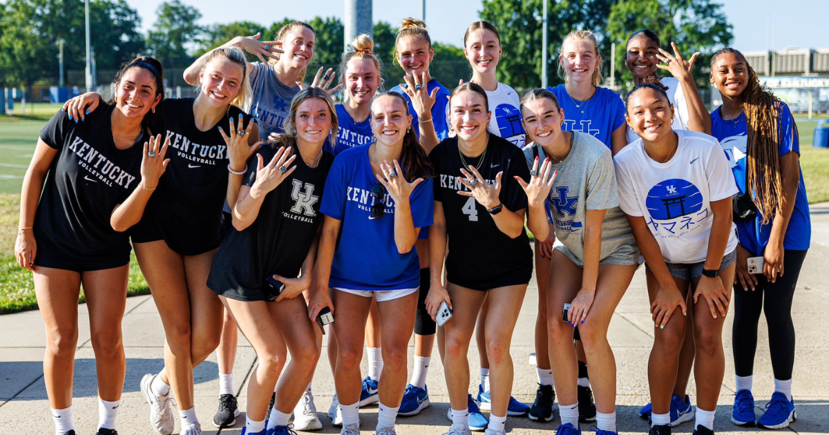 Kentucky volleyball is a Top 10 team in the AVCA Preseason Rankings