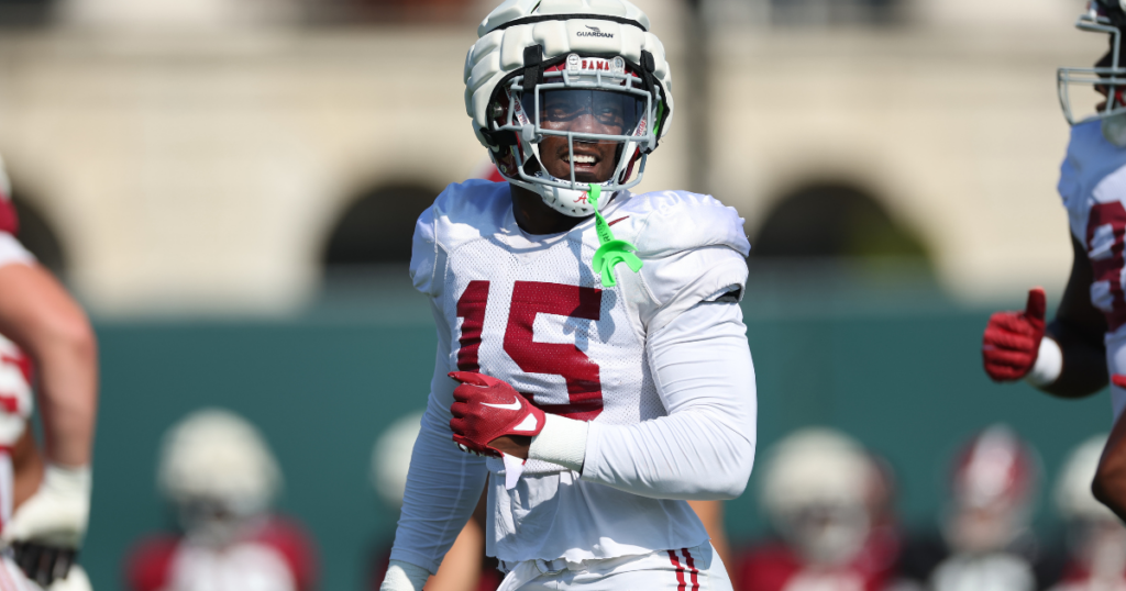 Alabama LB Justin Jefferson