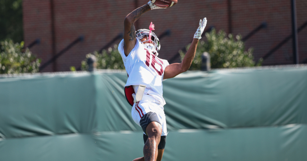 Alabama DB Red Morgan