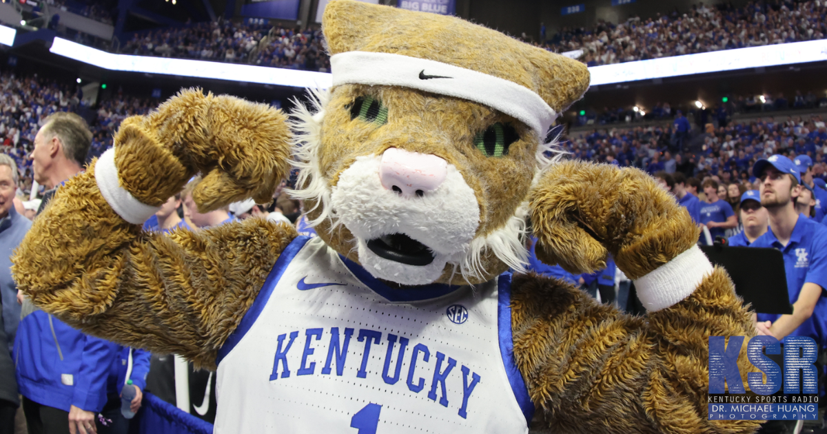 Kentucky giving K Fund members priority points for NIL contributions
