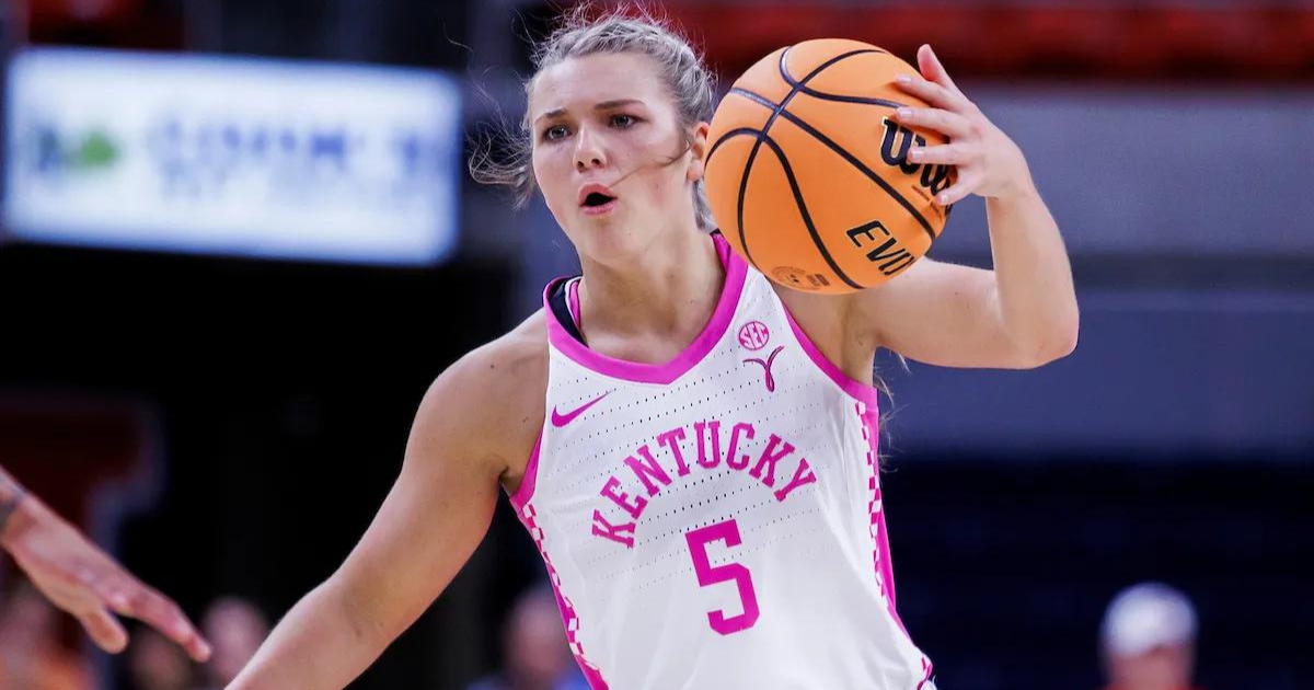 FILM ROOM: Cassidy Rowe’s defensive strength sets her apart from other guards