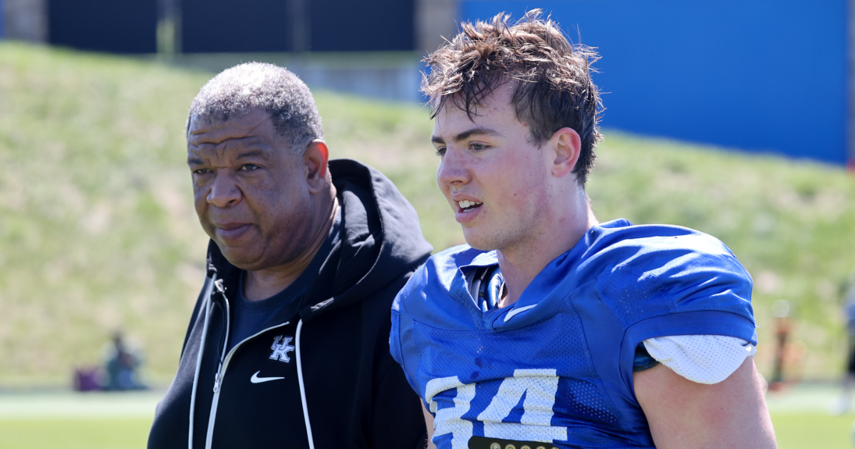 Stoops like Kentucky’s tight end room, but “we have to protect Josh Kattus”