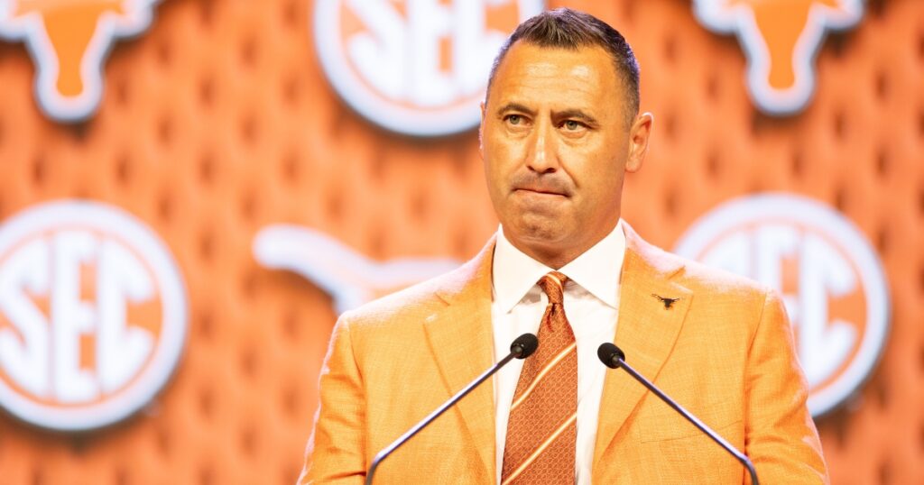 Steve Sarkisian, Texas