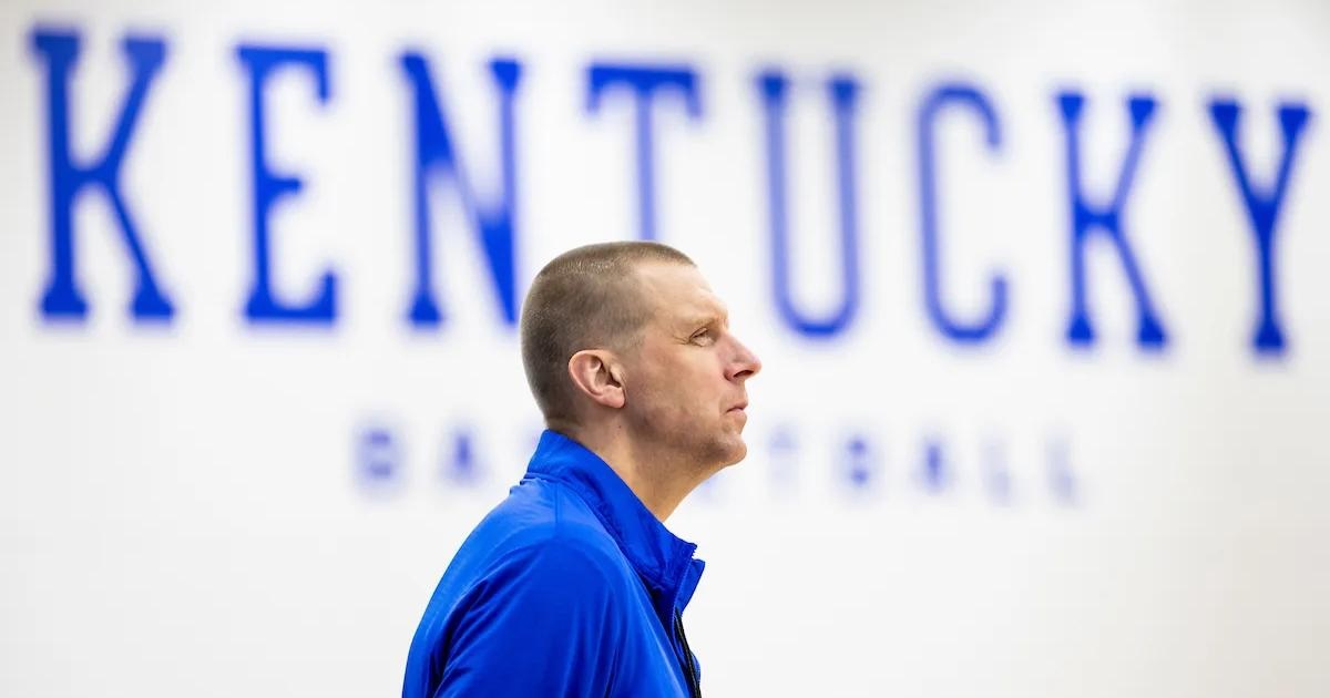 Mark Pope removes John Calipari’s NBA player banners from Kentucky’s practice gym