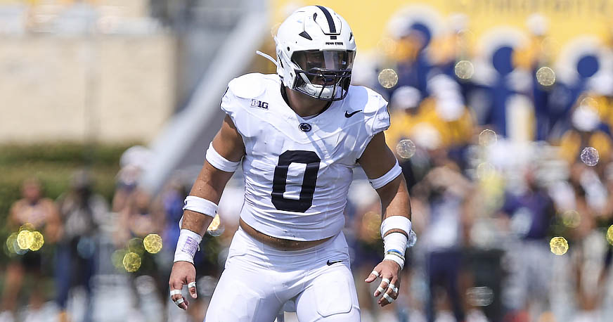 Penn State linebacker Dominic Deluca