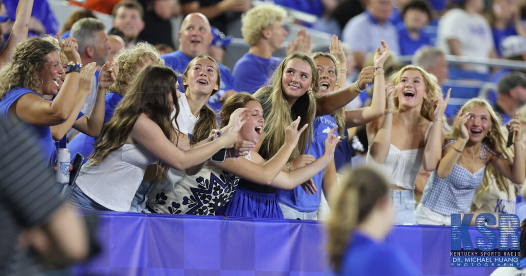 Kentucky fans cheering at Kroger Field - Dr. Michael Huang, Kentucky Sports Radio