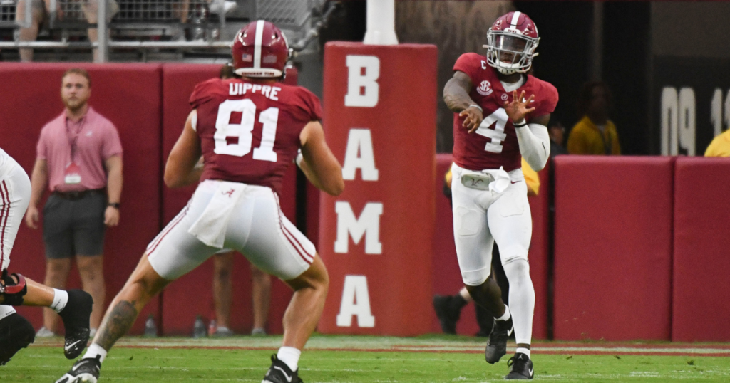 Alabama TE CJ Dippre and QB Jalen Milroe