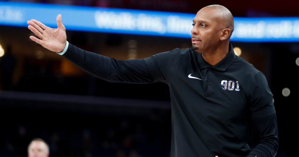 Memphis' head coach Penny Hardaway signals to his players during the game between the University of Charlotte and the University of Memphis at FedExForum - © Chris Day/The Commercial Appeal / USA TODAY NETWORK