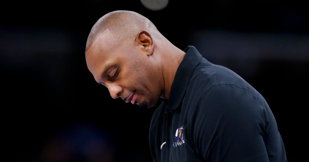Memphis' head coach Penny Hardaway hangs his head during the game between the University of Charlotte and the University of Memphis at FedExForum - © Chris Day/The Commercial Appeal / USA TODAY NETWORK