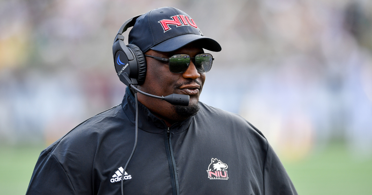 Newsstand: NIU coach Thomas Hammock offers to help Notre Dame, Marcus Freeman