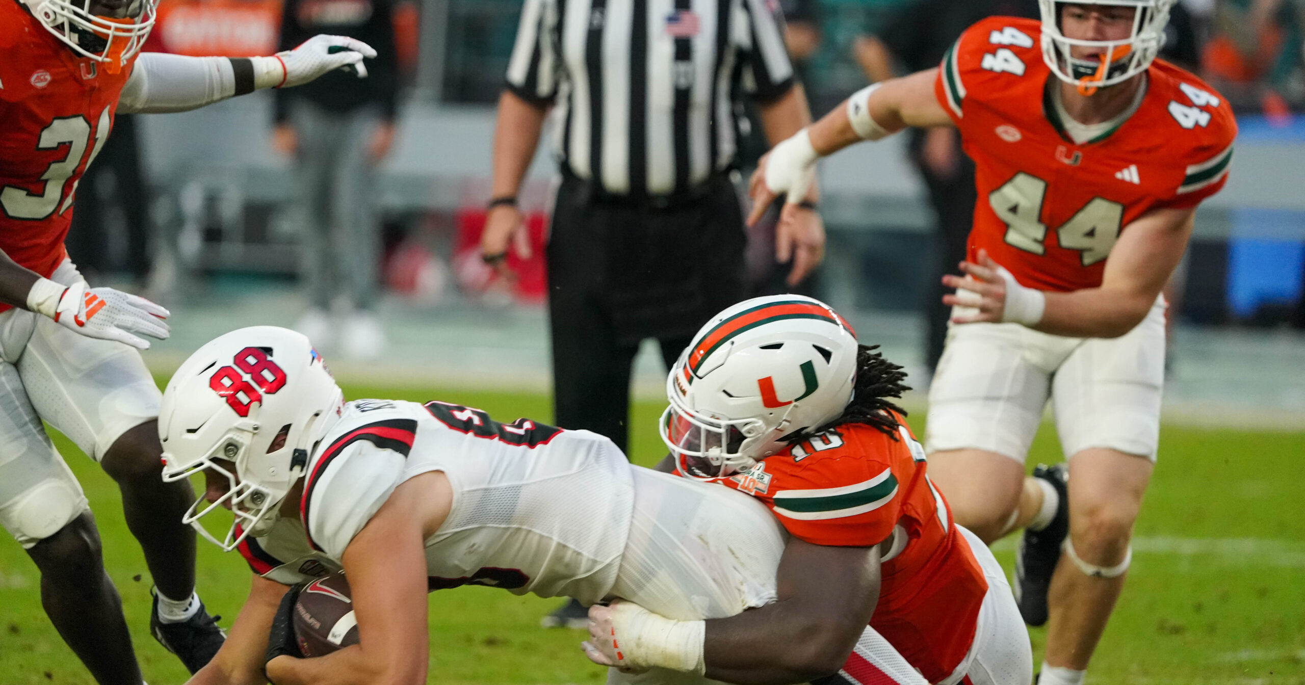Miami DT Simeon Barrow shares thoughts entering FSU game