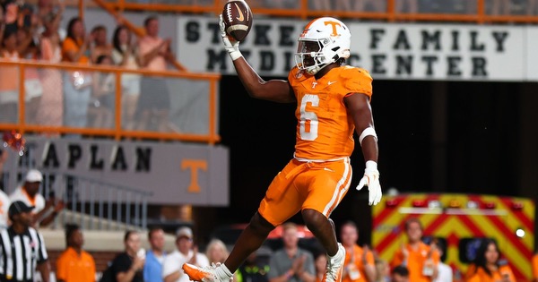 Tennessee players react to walk in the park blowout over Kent State