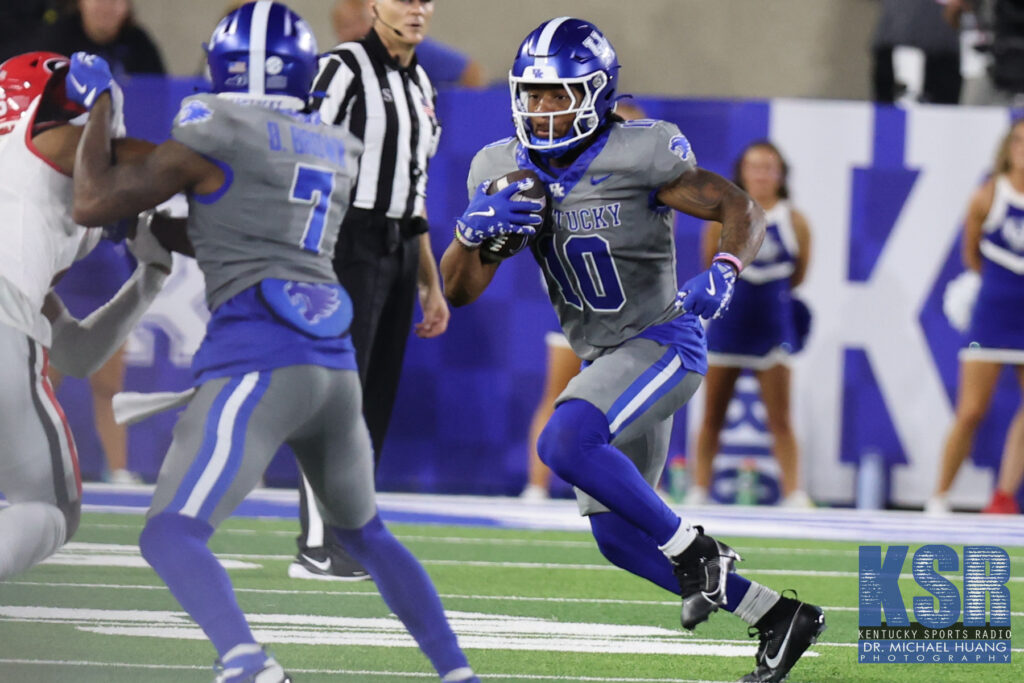 Jamarion Wilcox carrying the ball - Dr. Michael Huang, Kentucky Sports Radio
