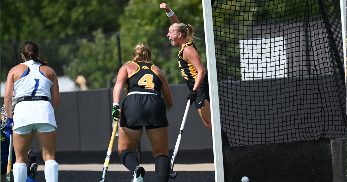 Iowa Field Hockey grinds out a 10 win over Delaware