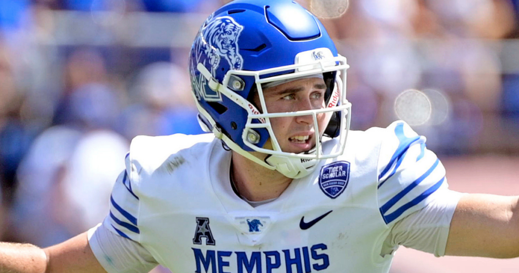 Memphis QB Seth Henigan