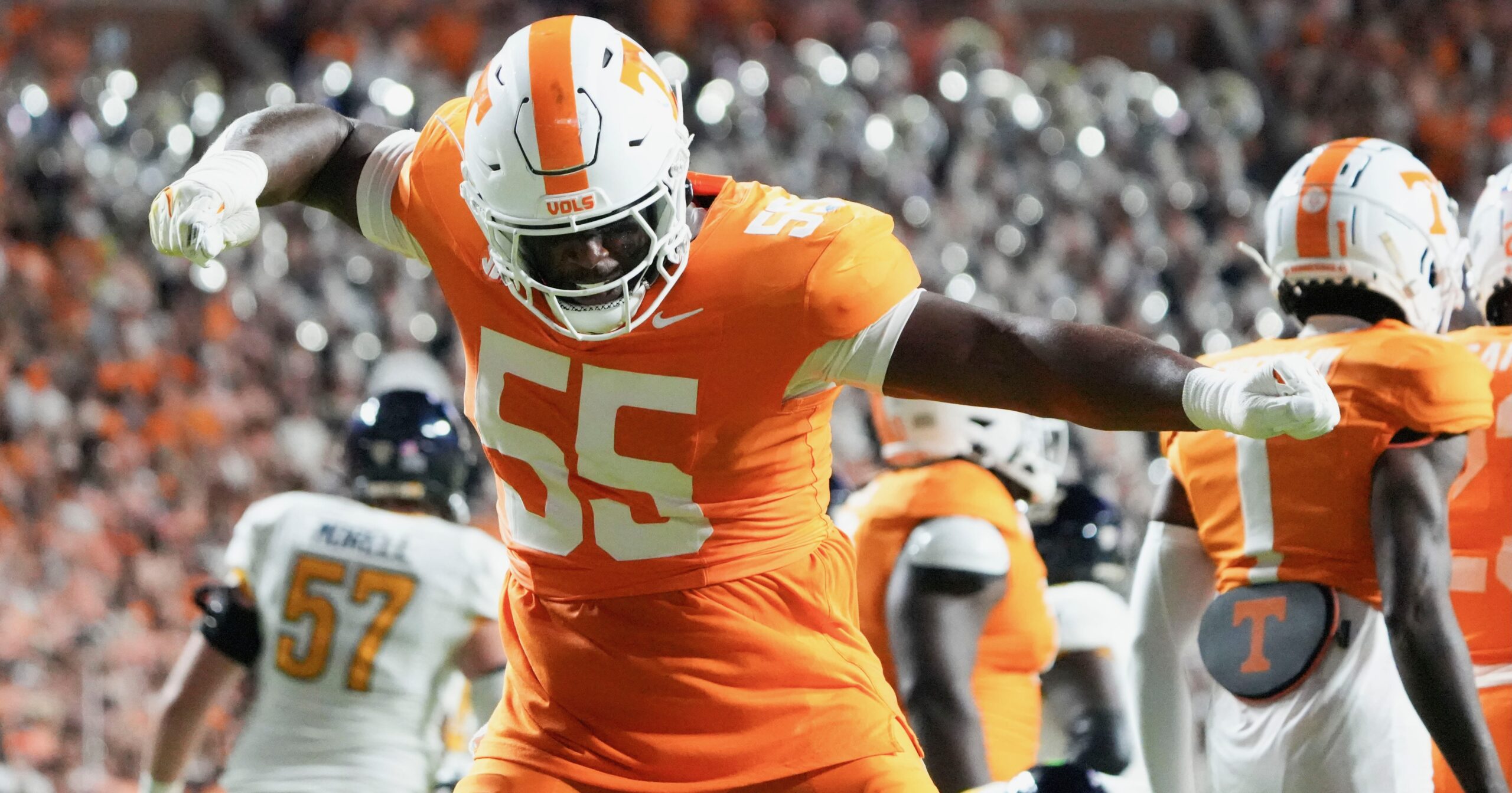 A look at Omarr Norman-Lott's projected rookie contract after being  selected by Chiefs - On3