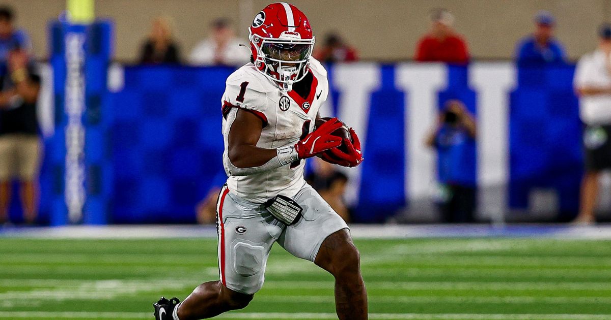 Kirby Smart prasies Trevor Etienne for performance in tight win vs. Kentucky