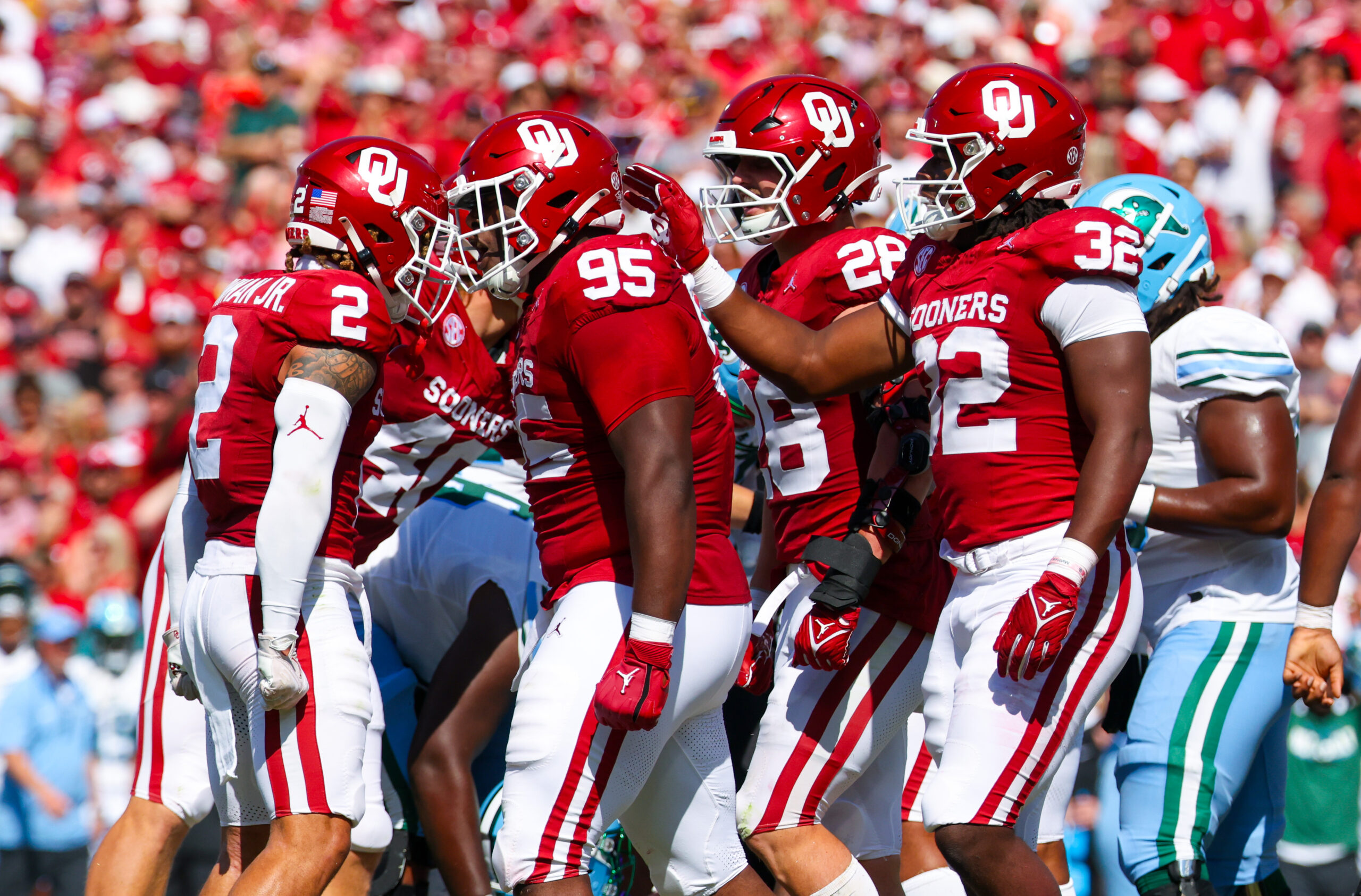 Former Tennessee DL Da’Jon Terry named be a captain for Oklahoma against the Vols